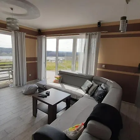 Dom Nad Jeziorem Holiday home *
