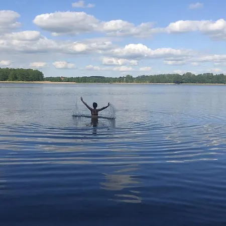 Dom Nad Jeziorem Σπίτι διακοπών Czerwonki (Mragowo)