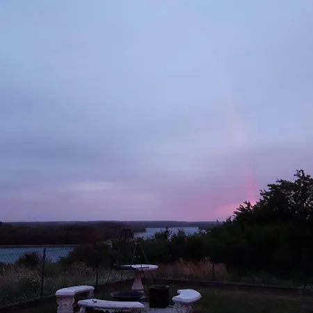 Dom Nad Jeziorem Dom wakacyjny Czerwonki (Mragowo)